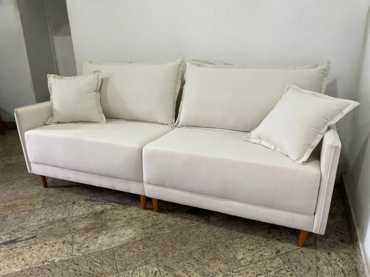 Sofá Living Liverpool 2,10 m Linho Bege – CAPRI ESTOFADOS