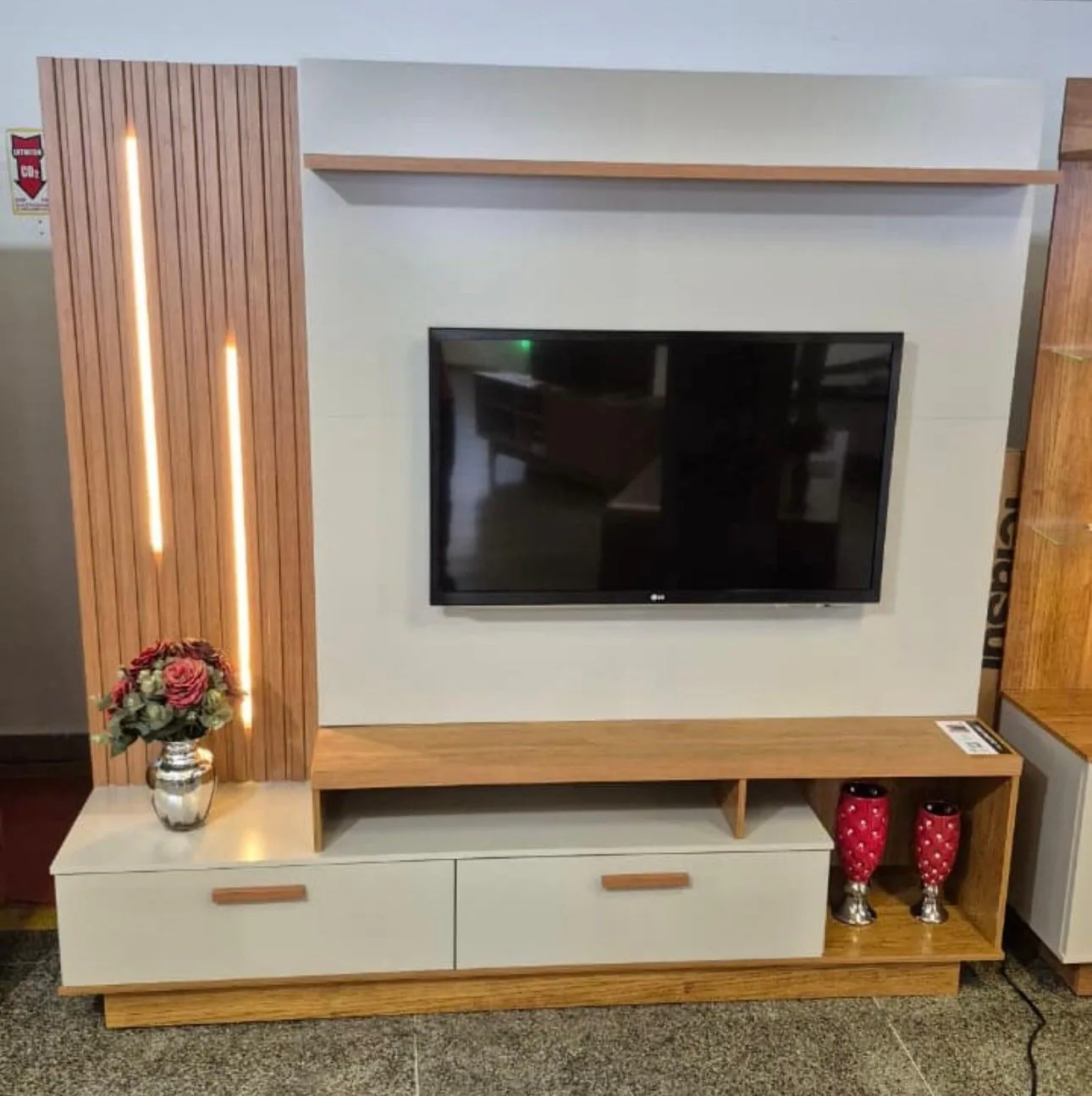 Home até 65″ Despertar Cinamomo/Off White – JCM MOVELARIA