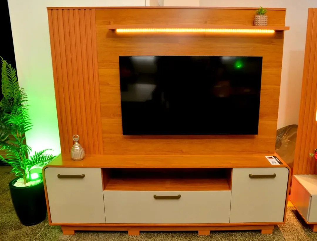 Home até 65″ Apego Cinamomo/Off White – JCM MOVELARIA