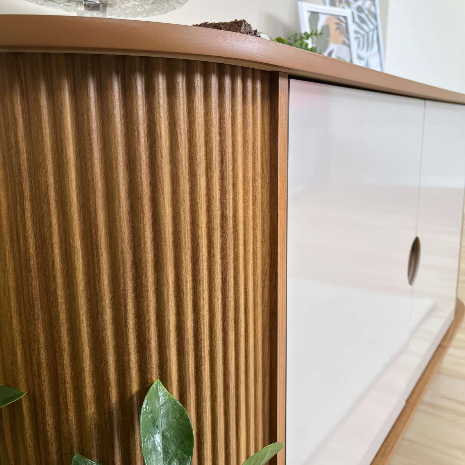 Buffet Vivaldi Cinamomo/Off White – ARTELY