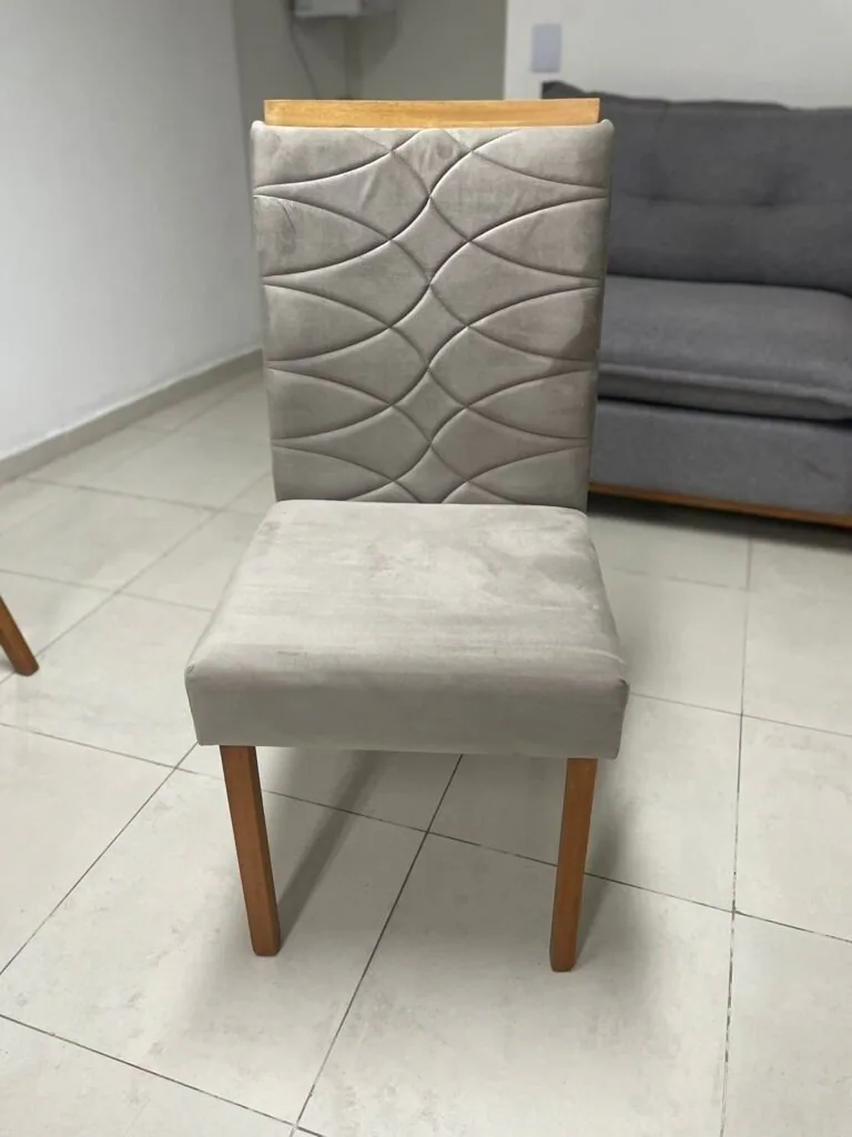 Mesa Salinas/Helô/Los Angeles 90 Cinamomo/Off White com 4 Cadeiras Safira Veludo Bege – CEL MÓVEIS + WM DECOR